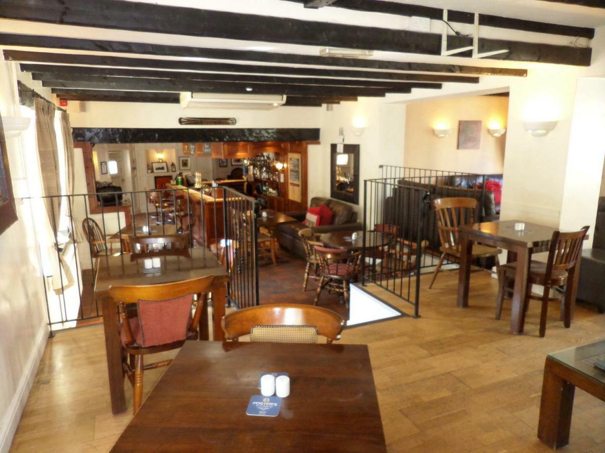 The Poachers Inn Дорчестър Екстериор снимка